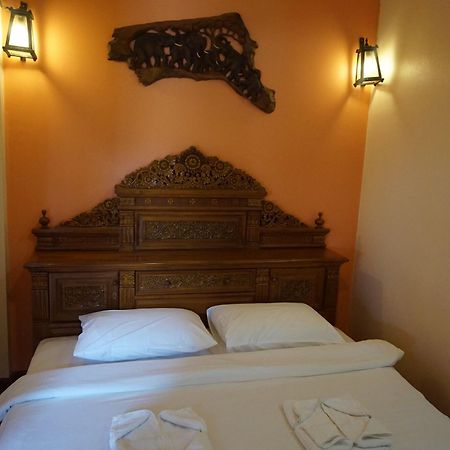 The Old Chiangkhan Boutique Hotel Csiangkham Kültér fotó